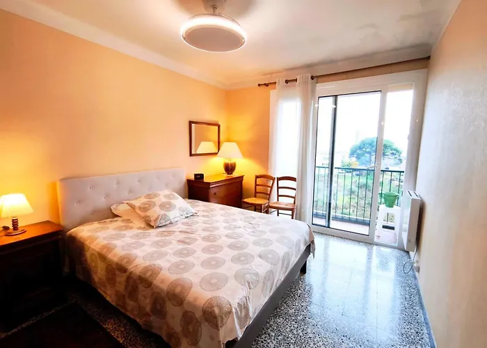 Bright With Balcony In Apartament Ajaccio (Corsica)